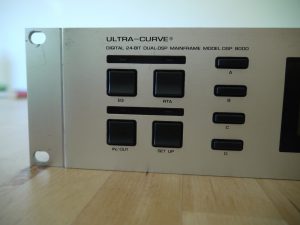 Behringer ULTRA CURVE Digital 24-BIT DUAL-DSP Mainframe Model DSP 8000